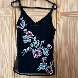 WHBM Sleeveless V-Neck Sz M